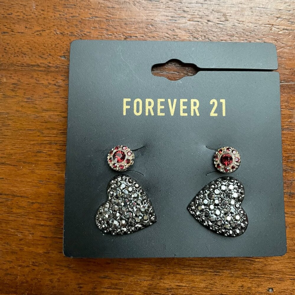 Bundle 3 for $12.  2 Pairs of Forever 21 Earrings